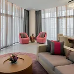 Hilton Dubai Creek Hotel & Residences