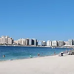 Luxurious Beachfront Apartment With Atlantis And Palm Jumeira Views