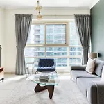 Marina Quays West, Dubai Marina - Mint Stay