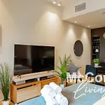 Modern Space With Free Wifi & Parking