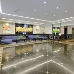Luxurious 2-Bedrooms Apartment At Princess Tower With Stunning Marina Views!