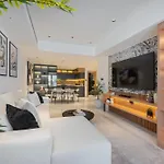 Luxurious 2-Bedrooms Apartment At Princess Tower With Stunning Marina Views!