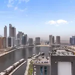 Premium 2 Bedroom With Stunning Burj Khalifa View