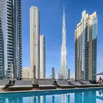 Stylish 2 Bed With Stunning Burj Khalifa View In Downtown
