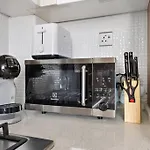 Modern Studio Close To Metro