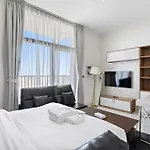 Modern Studio Close To Metro