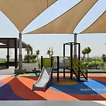 Stylish Studio Getaway 10 Minutes To Dubai Mall