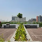 Stylish Studio Getaway 10 Minutes To Dubai Mall