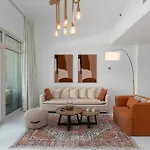 Shoreline 4, Palm Jumeirah - Mint Stay
