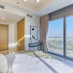 Easemytrip - Elegant 3Br On 53Rd Floor With Stunning City Views