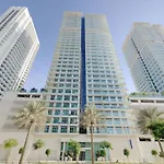 Sunrise Bay Tower 2 - Classy Three Bedroom