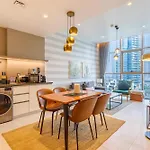 Stunning Marina Waterfront 2 Bed Escape
