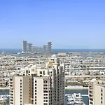 Stunning 1-Br Apartment In Heart Of The Palm