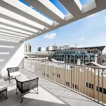 Bright 1Br With Balcony In Luma 22