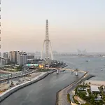 Premiere Luxe Inn 2 Bedroom At Marina Beach With Ferris Wheel & The Pier View