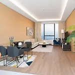 Escape24 Stunning 1Br Panoramic Sea View Palm Tower Palm Jumeirah Dubai