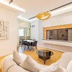 Daniels Serene 3Br With Palm View At Marina Pinnacle