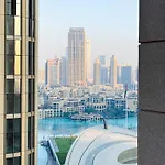 Downtown Burj Khalifa & Fountains Views 10 Min Walking To Dubai Mall - Stand Point Tower