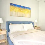 Business Bay Chic Apartment