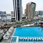 City Retreat Mag 318,Downtown Dubai 5 Minutes Walk To Dubai Mall