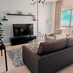 5 Star Luxury Sea View Apartment