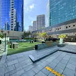 Discover Urban Chic Apartment -Vibrant City Life