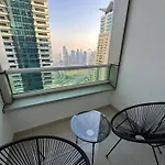 Marina Pinnacle Entire 1 Bed Room Apartment Top Floor View Dubai Marina