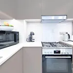 Luxury & Elegance In Downtown Fountain Views