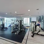 Charming Comfy 2-Bedroom Apartment In Dubai Marina