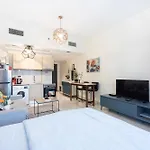 Central Spacious Living At Ag Tower Business Bay