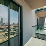 Beautiful 1Br City View