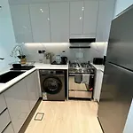 Comfortable 1 Bedroom With Big Balcony In Jvc