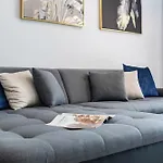 Luxury Royal Bay Beachfront Apartments By Globalstay