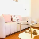 Aesthetically Designed Lavish Apt, Near Marina
