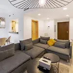 Fam Living - Blakely Tower, Dubai Marina