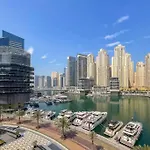 Stunning Newly Furnished Apartment Dubai Marina
