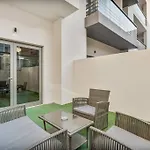 Serene Studio Apt With Pool And Gym