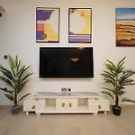 Brown Stone Holiday Homes Me Do Re