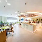 Hilton Garden Inn Dubai Jumeirah