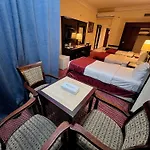Claridge Hotel
