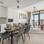 Luxury 2Br Flat In Palace Residence