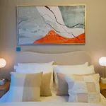Elegant Studio With Pool Access & Private Terrace
