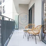 Charming Cozy Apt In Business Bay Dubai