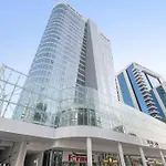 Stunning 1Bdr-4Gst Luxury With Burj Khalifa View
