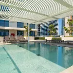 Private Beach Access 1 Bedroom Apartment - Beachfront