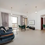 Beautiful 1Br Apartment With Sea View
