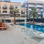 Blue Breeze - Elegant 1Br With Private Jacuzzi & Terrace In Jvc