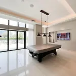 Elegant 2Br Address Opera And Walk To Dubai Mall & Burj