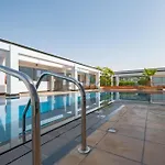 Limited Offer Book Now For A Great Rate & Comfort By Deluxe Holiday Homes