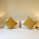 Bright & Airy Studio Perfect For 2 In Jvc